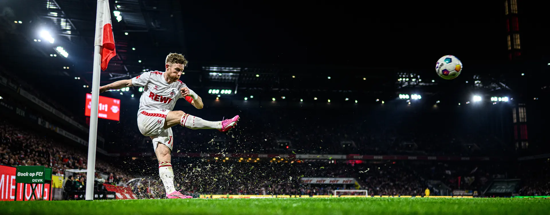 A player kicking off a corner ball. (Photo)
